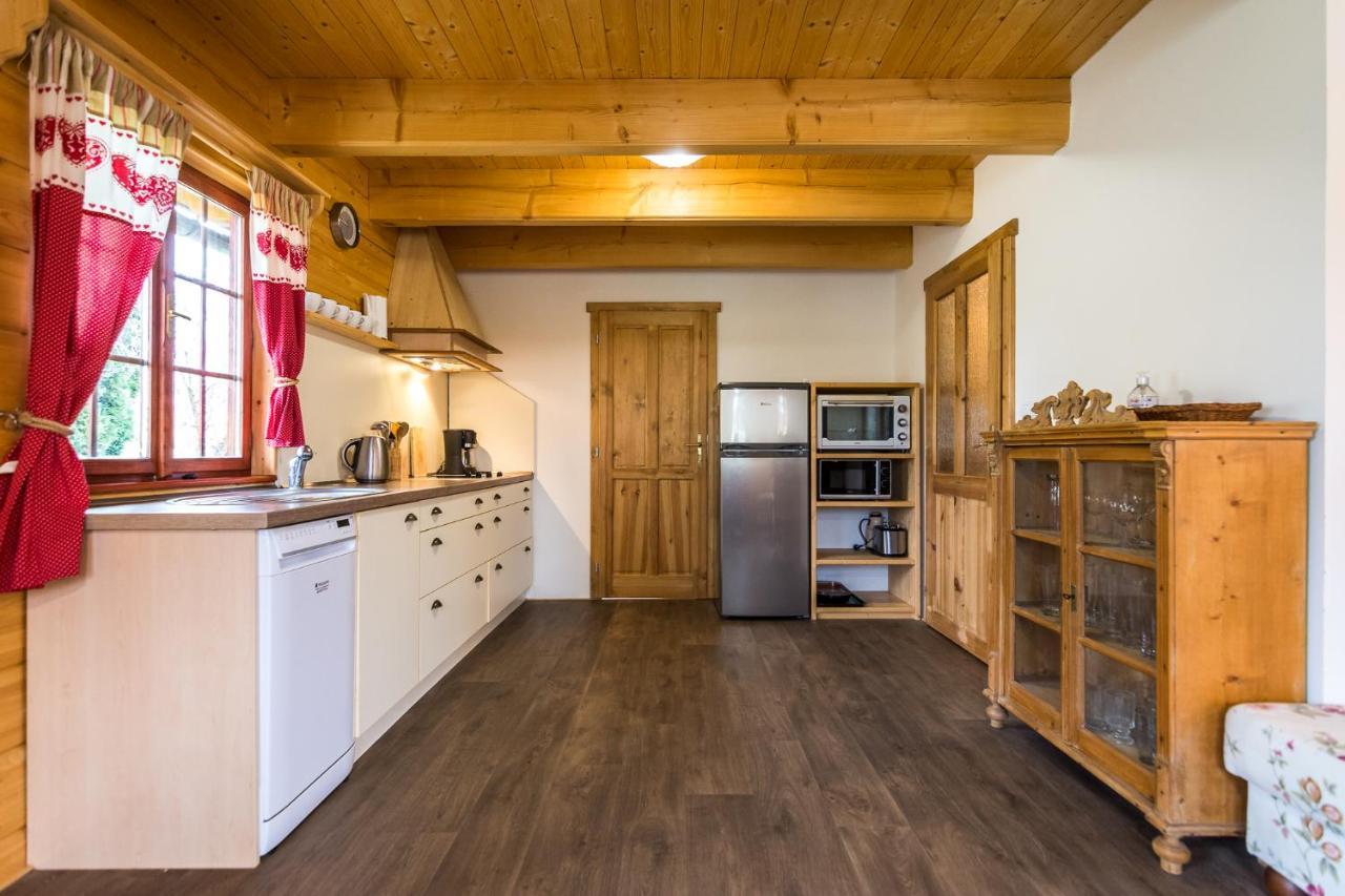 Roubenka Haj Villa Jindrichovice Buitenkant foto