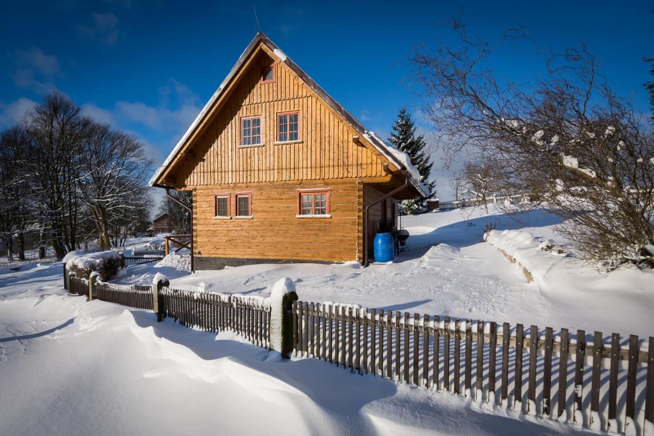 Roubenka Haj Villa Jindrichovice Buitenkant foto