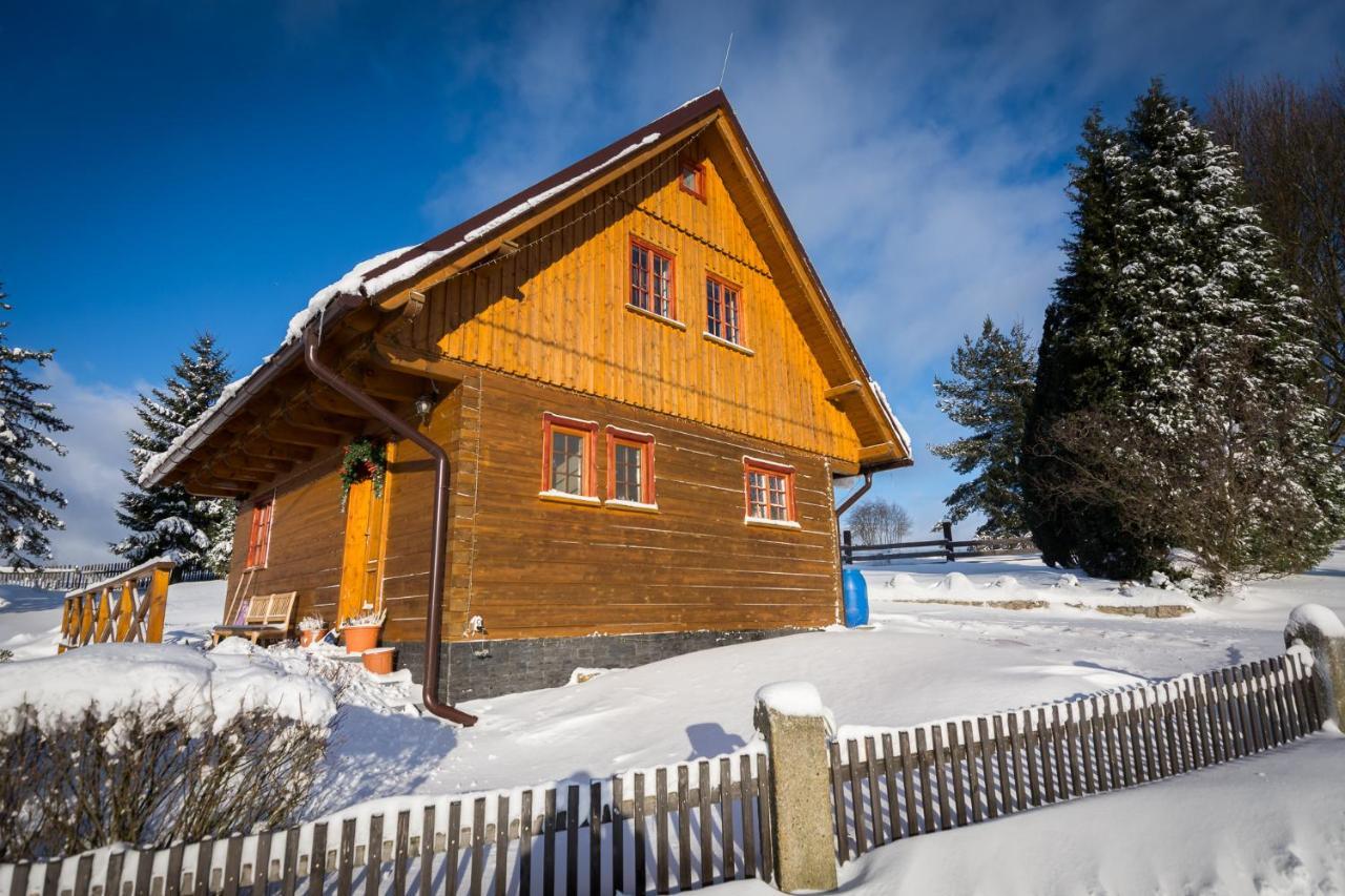Roubenka Haj Villa Jindrichovice Buitenkant foto